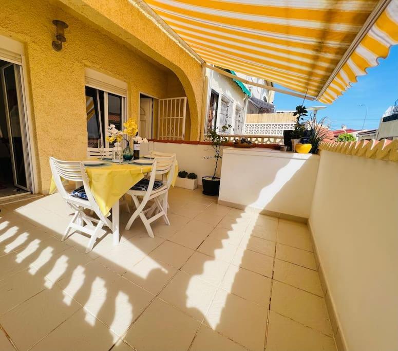 Sunny, South-Facing & Welcoming Villa Alicante Eksteriør billede